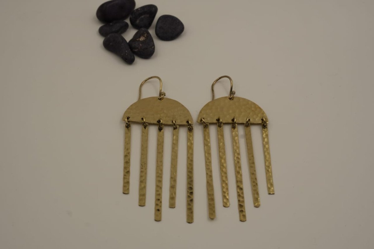 Hammered Metal Fringe Earring