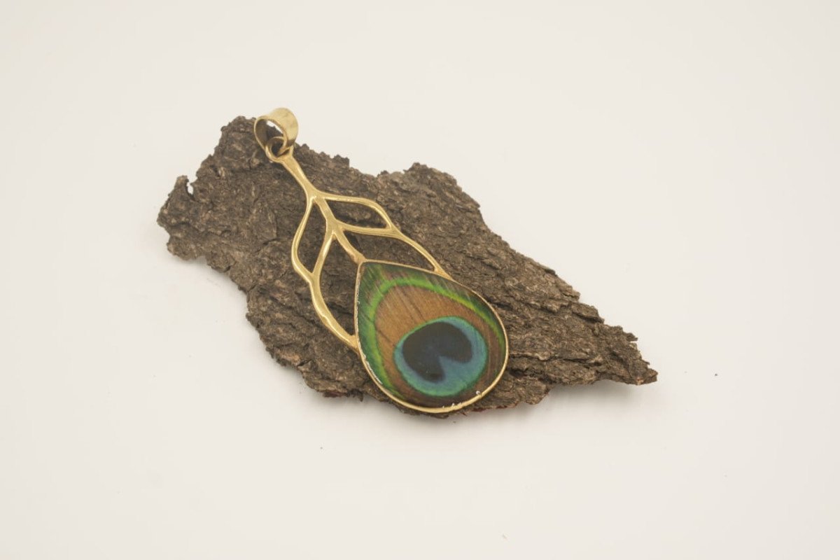 Peacock Feather Design Pendant